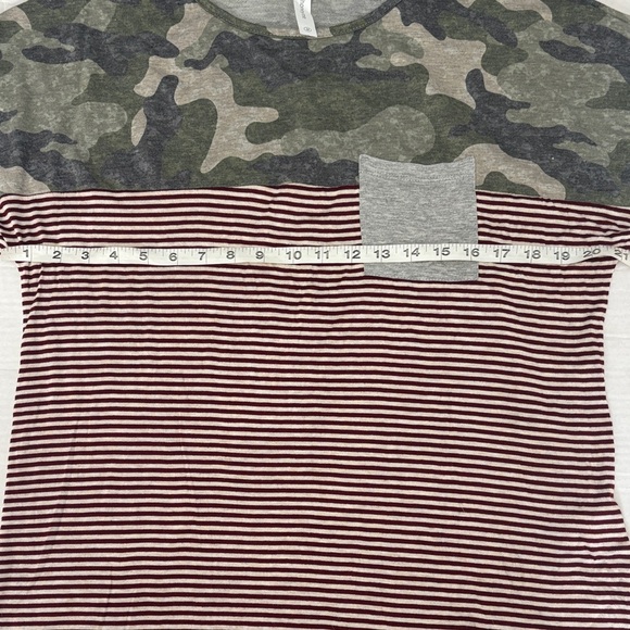 Honeyme Camouflage and Striped Short Sleeve Top - Picture 5 of 7